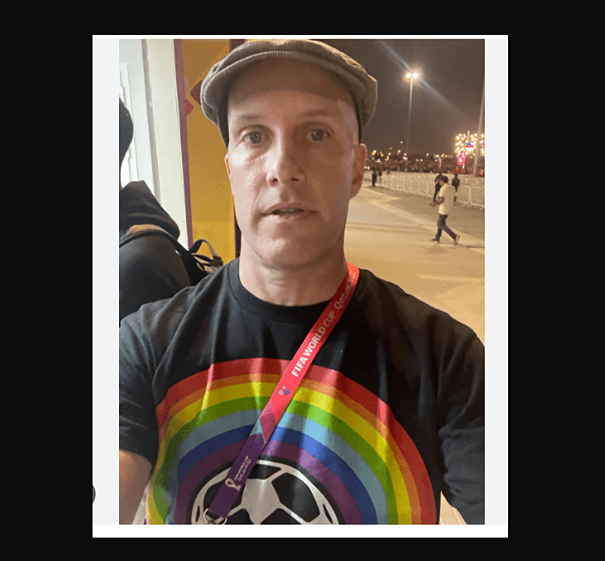 Detienen a periodista que usó playera LGBT+ en Qatar