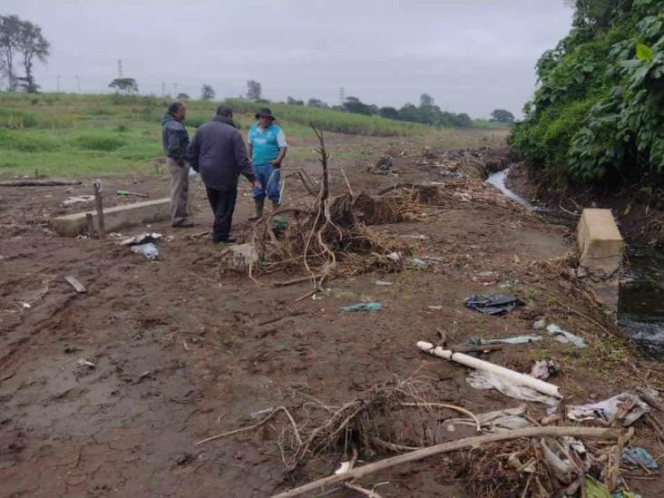 Aún sin solución, anegamientos en cultivos y viviendas de Atzacan (+Video)