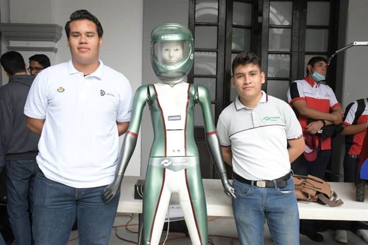 Arrasa Conalep de Veracruz con proyectos tecnológicos