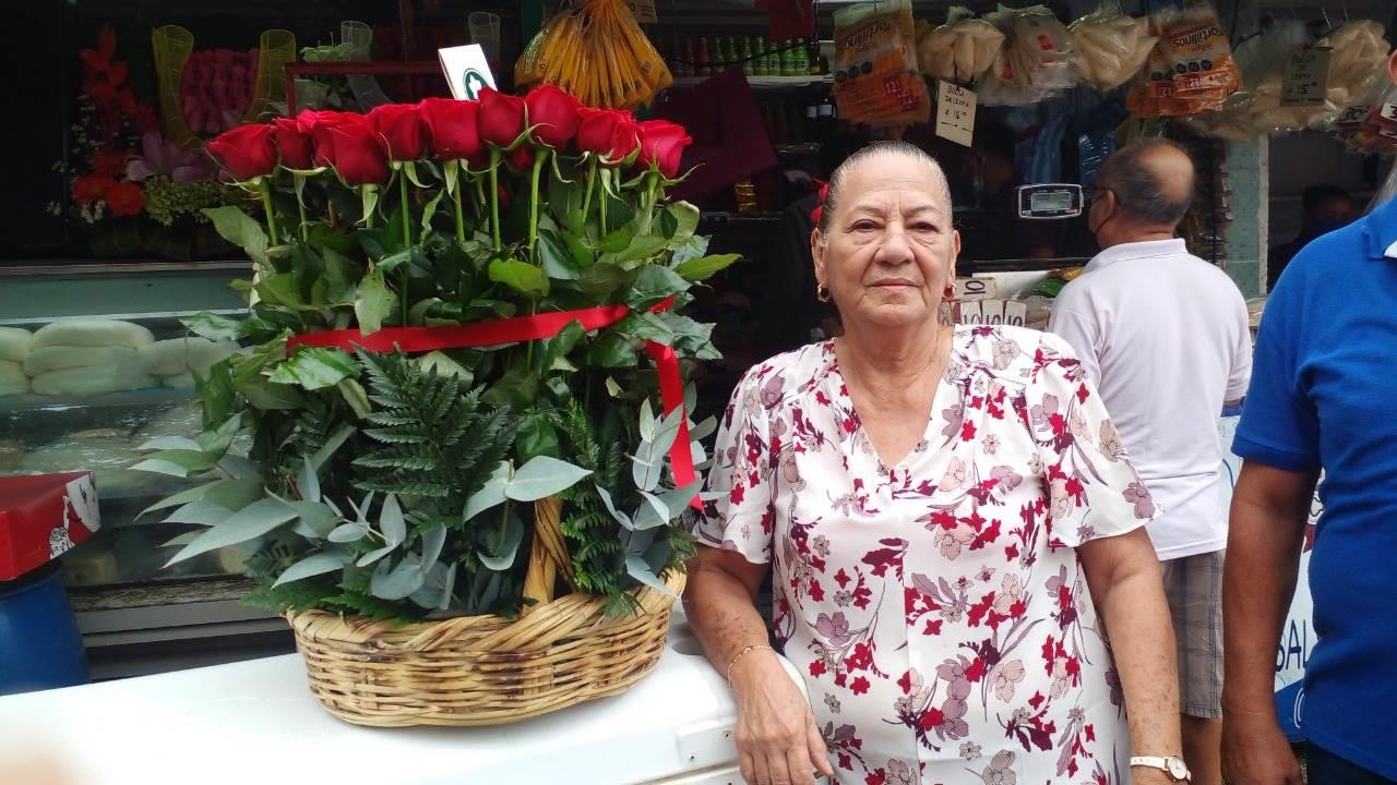 Doña Fulvia, festeja con Santa Cecilia su cumple