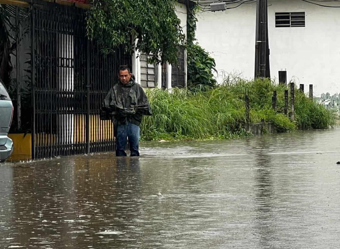 Lluvias de FF 10 inundan a municipios de Tabasco