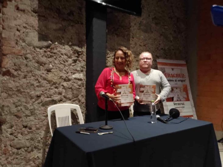 Presenta Xóchitl Arbesú su libro Veracruz, camino al origen