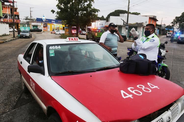 Colisión en Anaya y Pedro Moreno