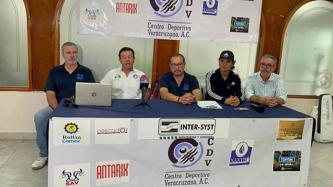 Presentan torneo Revolución 2022 en Veracruz