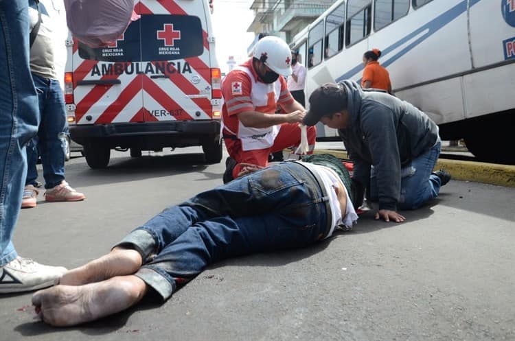 Pierde la vida persona de la tercera edad atropellada en el centro de Veracruz (+Video)