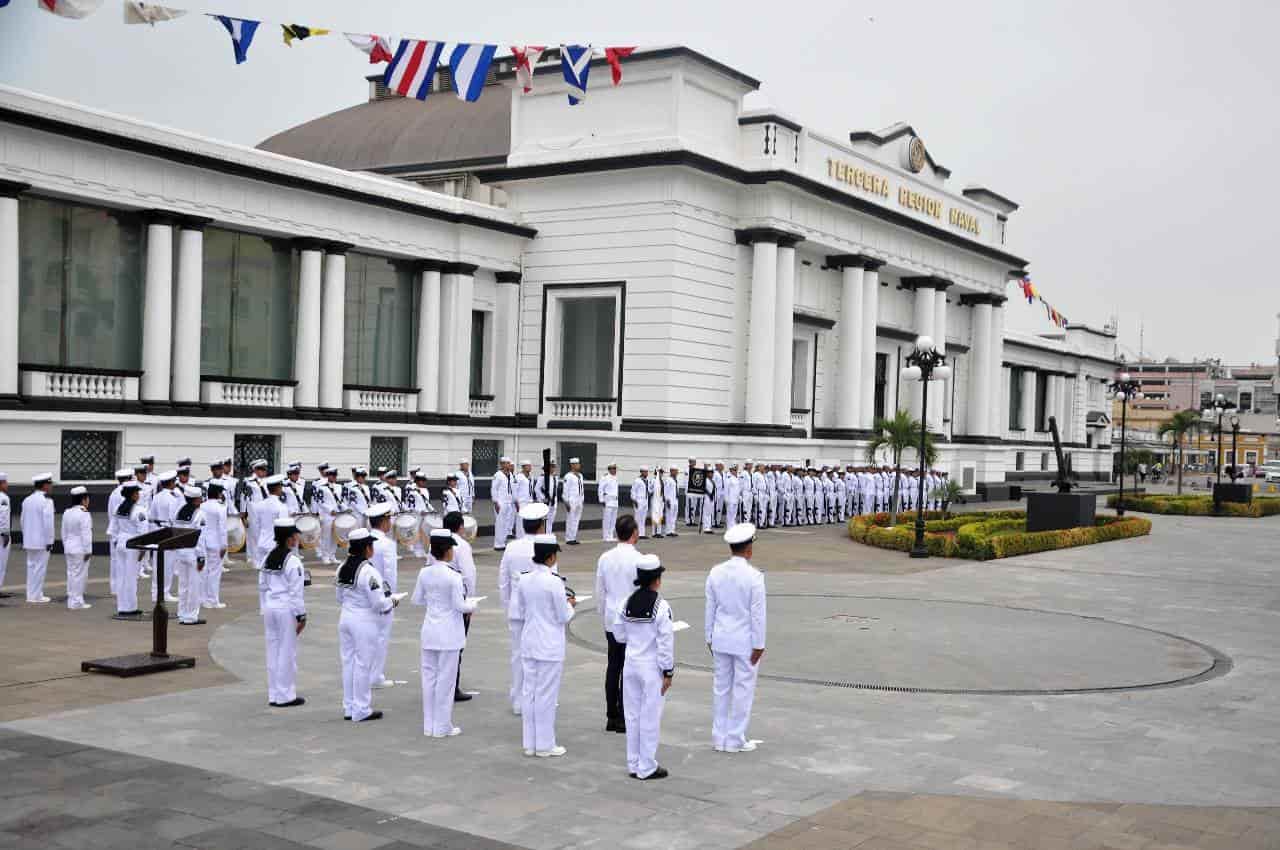 Conmemoran el Día de la Armada de México en la Tercera Región Naval de Veracruz