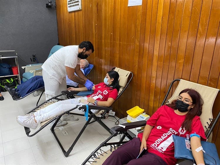 Jornada de donación de sangre en Facultad de Medicina en Veracruz (+Video)