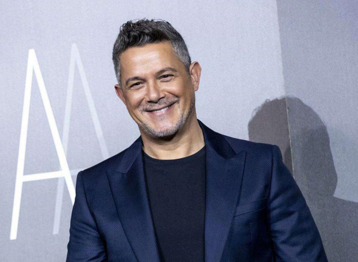 Alejandro Sanz se vuelve tendencia en redes por no saber hacer un hilo en twitter