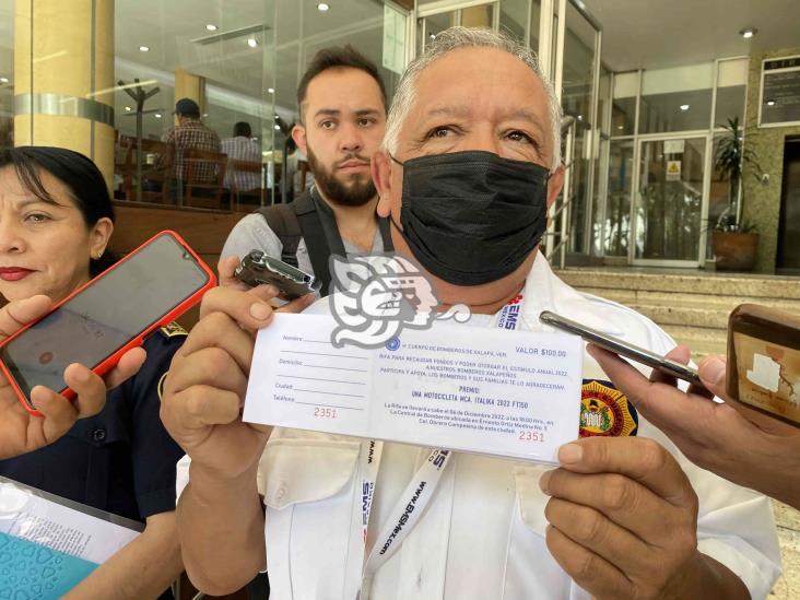 Con rifa, Bomberos de Xalapa esperan reunir para pagar aguinaldos