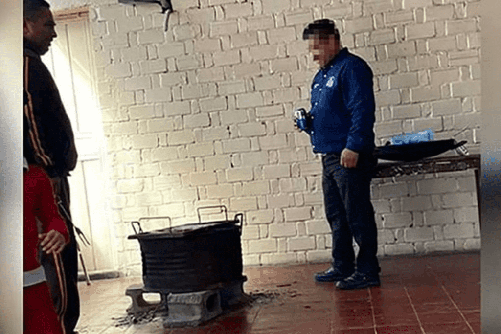 Director es sancionado tras preparar una carnita asada en salón de clases