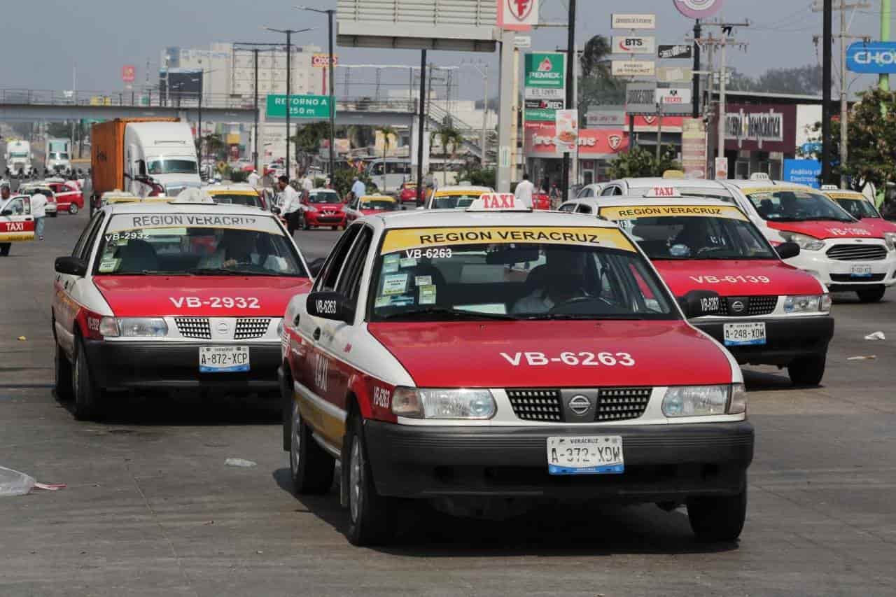 Taxistas prevén un cierre económico positivo por fin de año en Veracruz