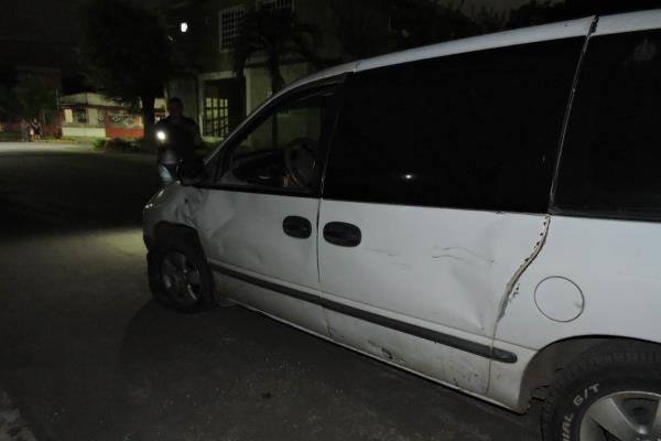 Atropellan a menor de edad en calles de Tierra Blanca; iba en su motocicleta