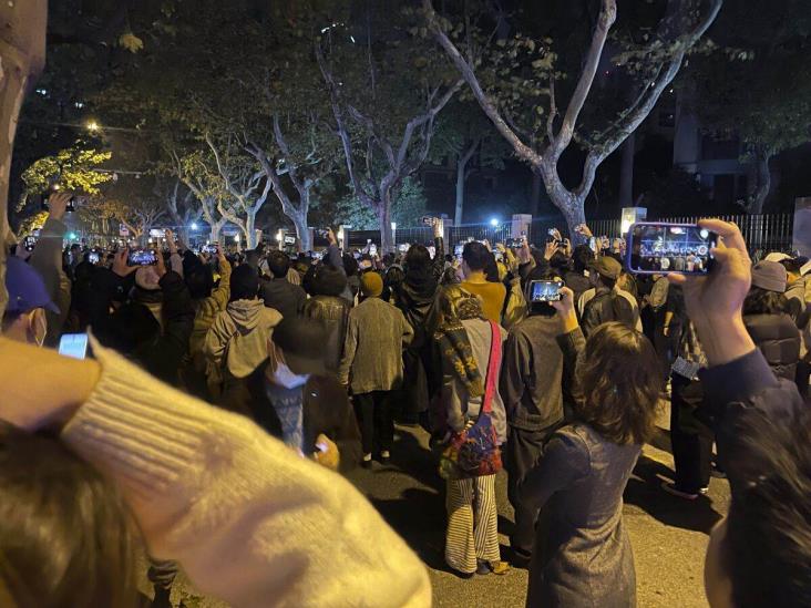 Biden monitorea manifestaciones en China: Casa Blanca