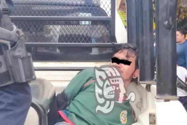 Detienen a sujeto en El Castillo por arrojar piedras a los vehículos