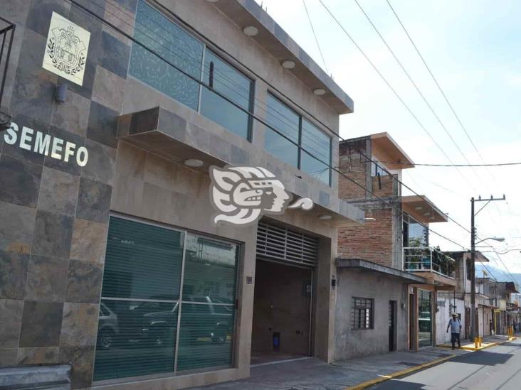Por presunta decepción amorosa, joven hombre “escapa por la puerta falsa” en Atzacan