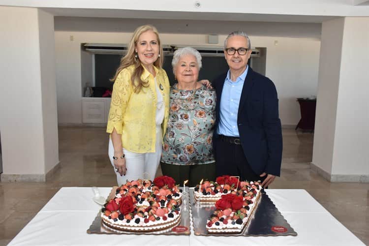 Cristy Alva de Suero cumplió 87 años de existencia