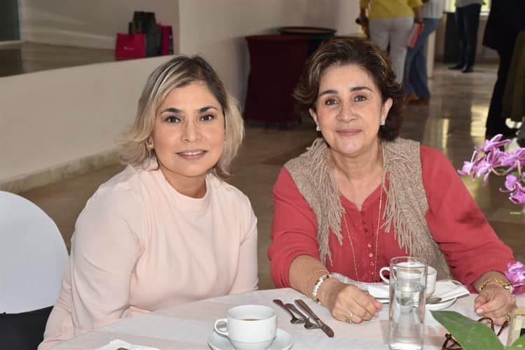 Cristy Alva de Suero cumplió 87 años de existencia