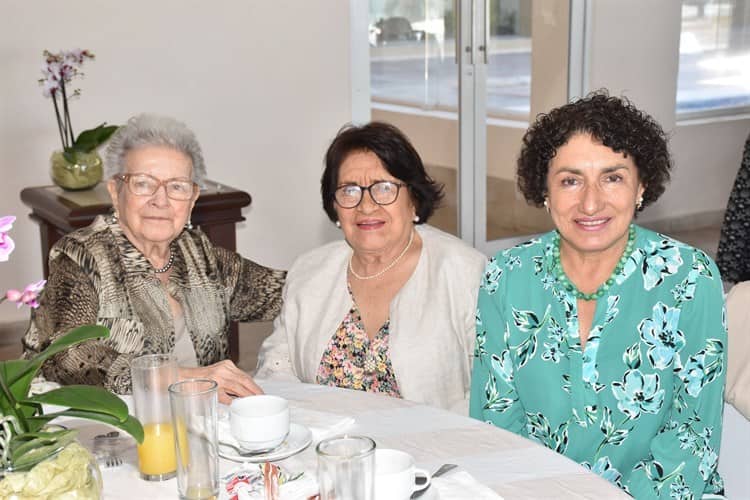 Cristy Alva de Suero cumplió 87 años de existencia