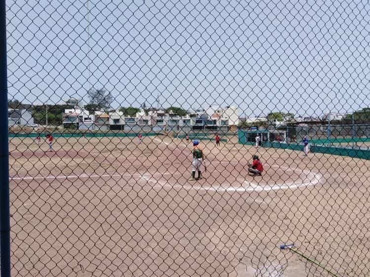 Se invertirán 150 mdp para construcción de una escuela de béisbol en Boca del Río