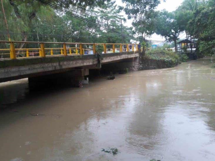 Activan refugio temporal por crecida de ríos en Álamo; SPC, en alerta