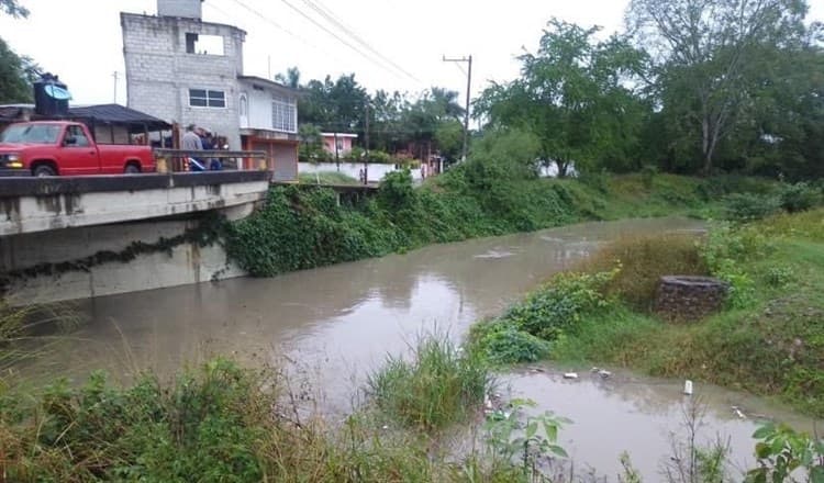 Colonias de Álamo, en alerta por desbordamiento de arroyos