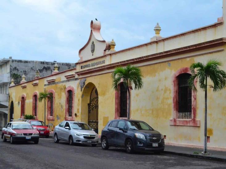 Antiguo Hospital de San Carlos está en el olvido en Veracruz