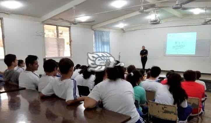 Por su orientación sexual alumnos sufren de bullying en escuelas de Coatzacoalcos