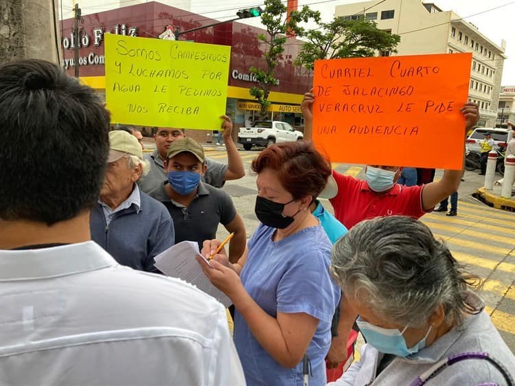 Se mantienen sin agua en Jalacingo; habitantes piden intervención de AMLO