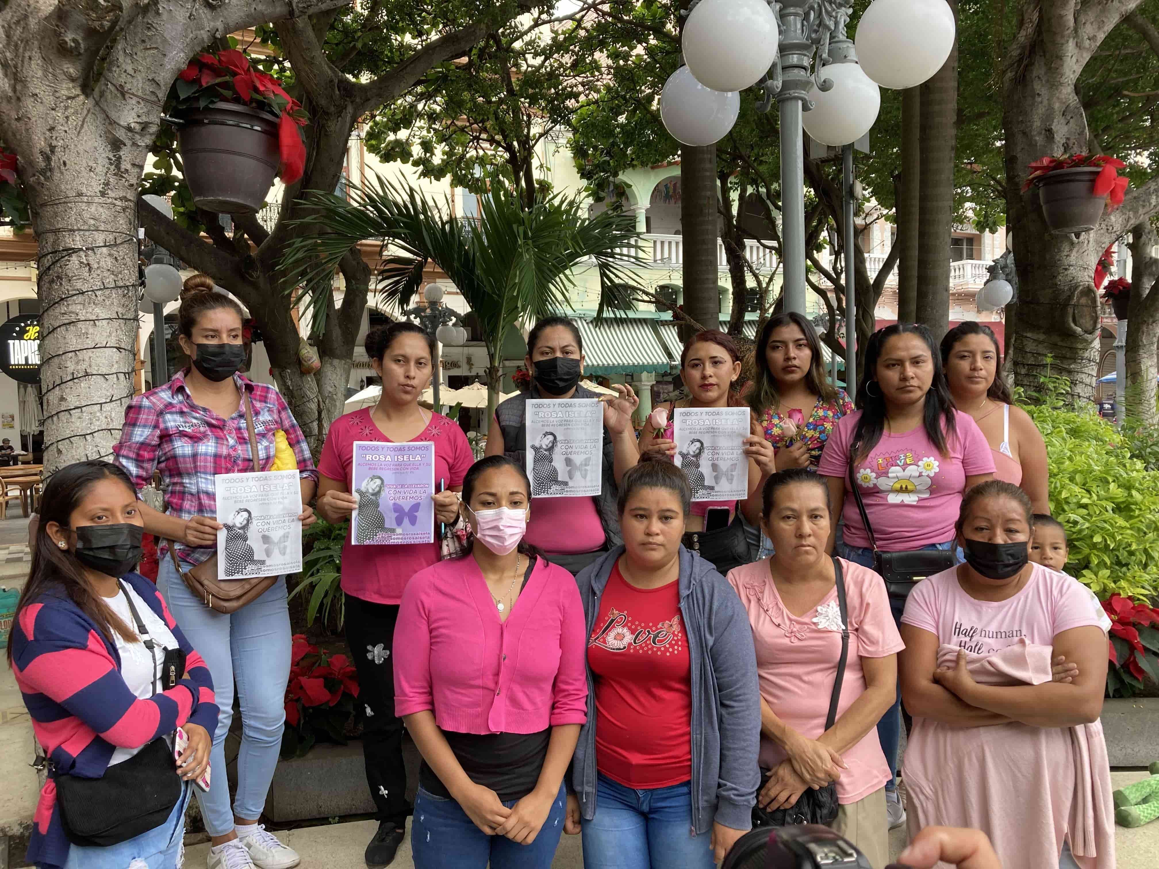 Le prometieron ropita para su bebé y se la llevaron; temen por vida de Rosa Isela(+Video)