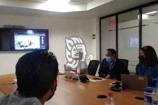 Complejo toma en cuenta a profesionistas en congregación de Nanchital