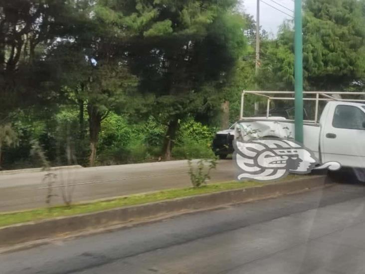 Lluvia de accidentes en la carretera Xalapa-Coatepec; 3 lesionados