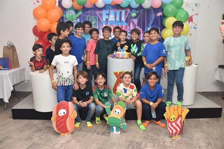 Andrés Ordóñez Kloss es festejado por sus 10 años de vida