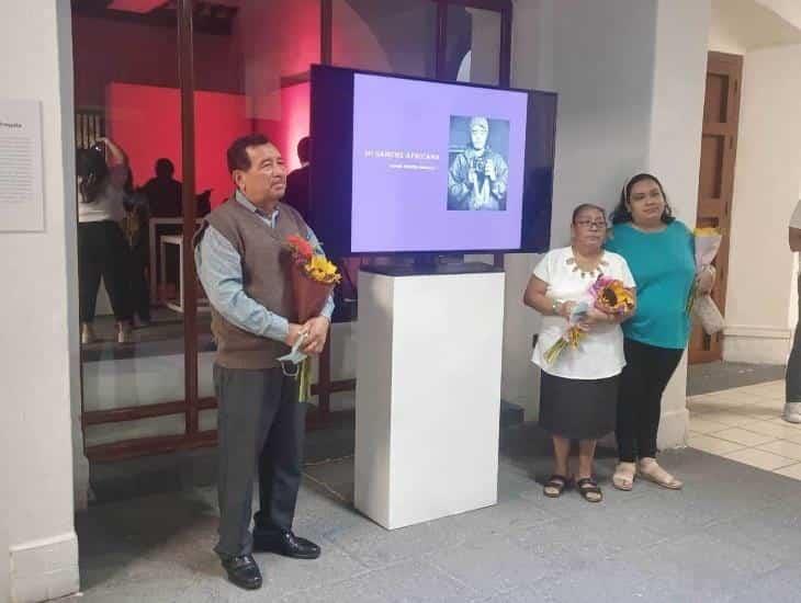 Incluyen fotografías de Moisés Fuentes en exposición del IVEC