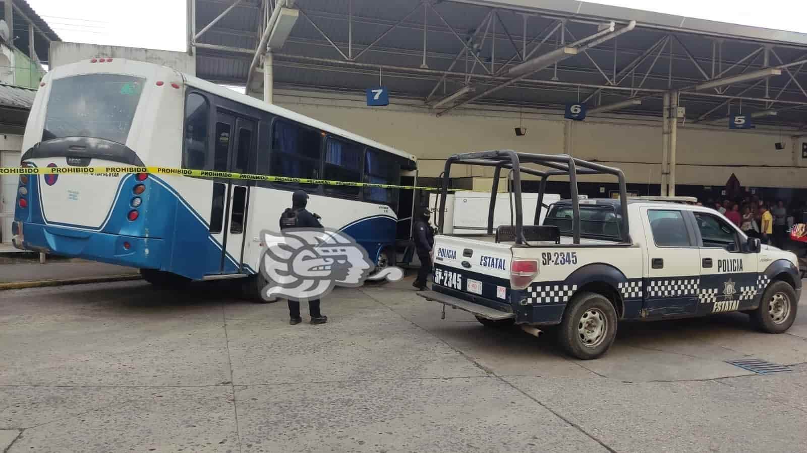 Elemento del IPAX le quita la vida a conductor de autobús en municipio de Veracruz