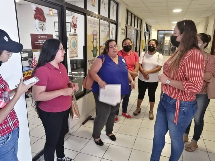 Piden topes y semáforos en el camino a Las Barrillas