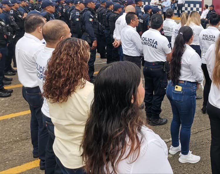 Buscan contratar a más policías municipales en Poza Rica