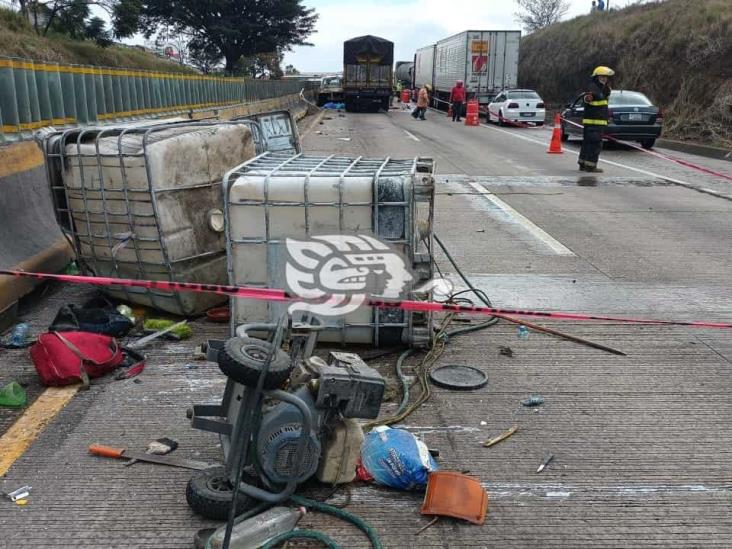 Fuerte choque en la Córdoba-Veracruz deja una persona sin vida