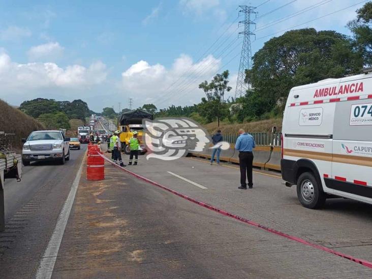 Fuerte choque en la Córdoba-Veracruz deja una persona sin vida