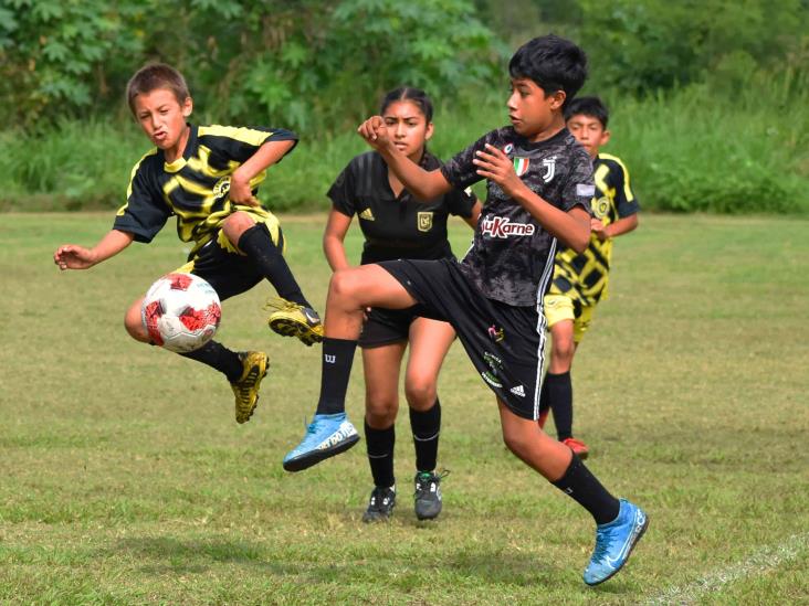 Destacan jóvenes en la Liga Formativa