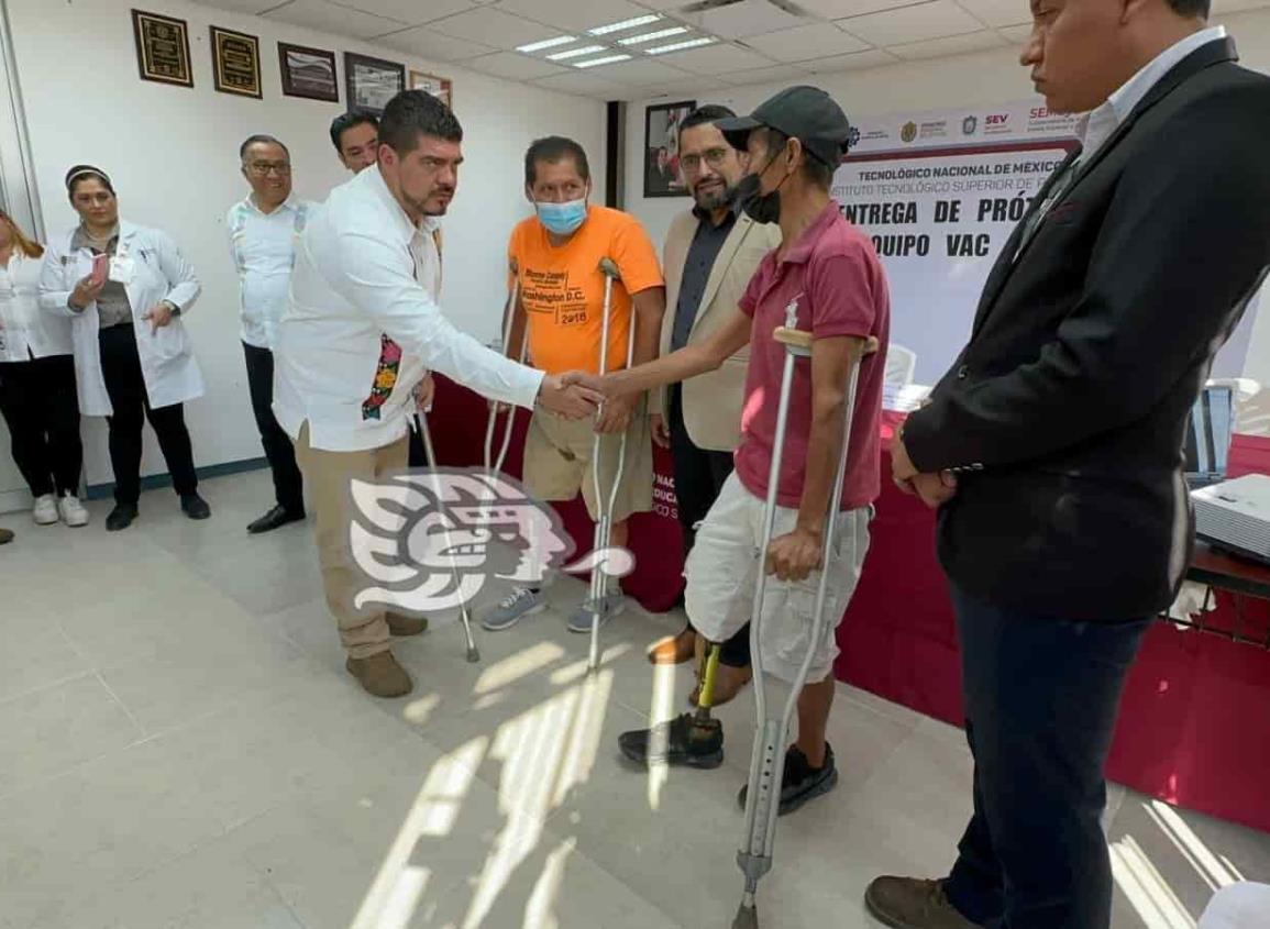 Estudiantes del ITSPR diseñan prótesis y equipo VAC para pacientes con diabetes