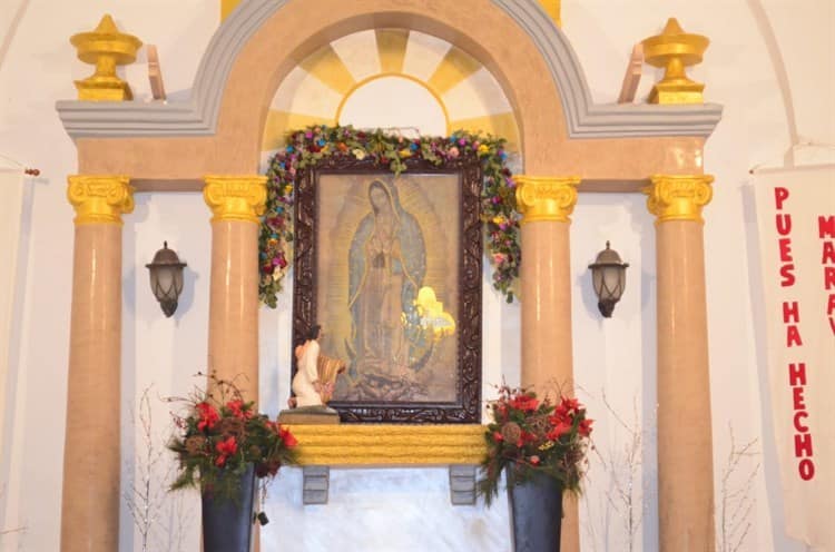 Esperan a mil peregrinos guadalupanos por día en iglesia de Santa Ana, en Boca del Río