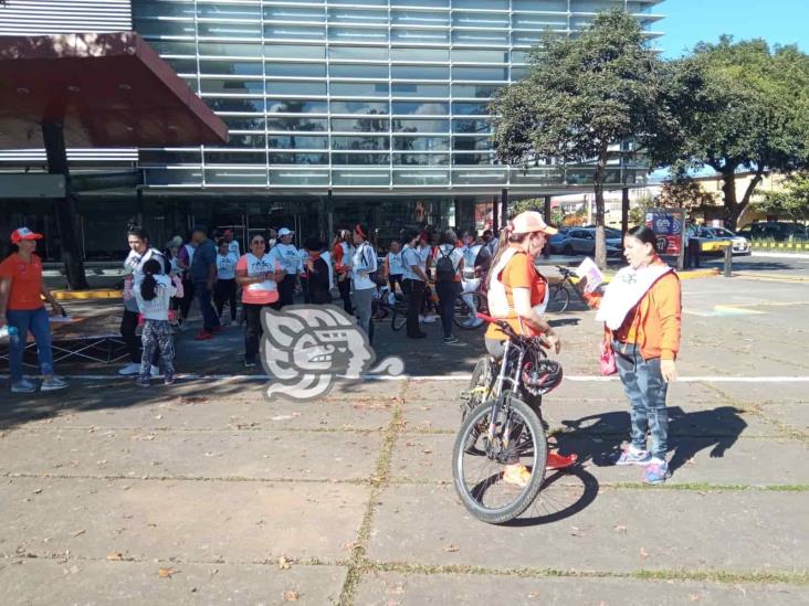 Con Rodada Naranja, cierran 16 días de activismo contra la violencia hacia las mujeres en Xalapa (+Video)