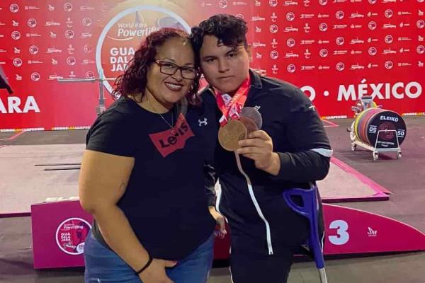 Destaca Gerardo Hernández en parapowerlifting
