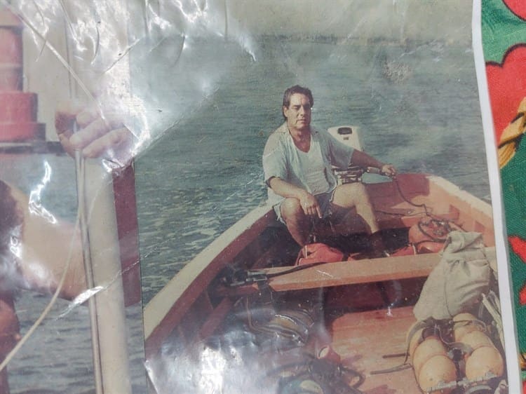 Constantino Zimbrón, el buzo que sobrevivió 3 días perdido en el mar, en Veracruz