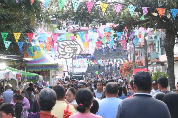 Continúan operativo de atención por fiestas decembrinas en Xalapa: Ahued