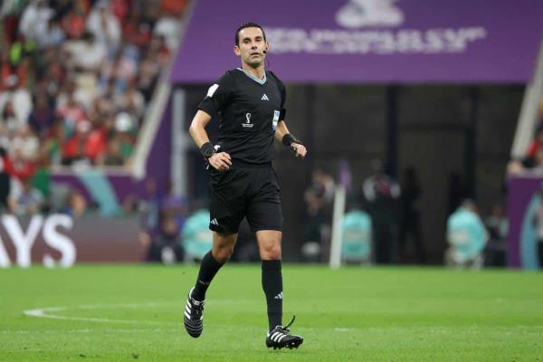 César Ramos, elegido para pitar semifinal en Qatar 2022