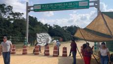 Obreros de Sílice del Istmo paran labores en Acayucan