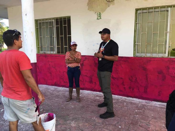 Déjenme trabajar, pide agente municipal de Antón Lizardo a regidores de Alvarado