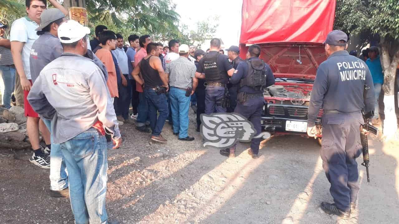 Habitantes sorprenden a presunto ladrón en Cerro Gordo