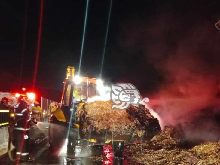 Se incendia tráiler sobre la autopista Orizaba-Córdoba (+Video)